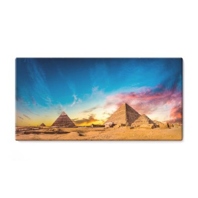 wielkie-piramidy-w-gizie-egipt-o-zachodzie-slonca