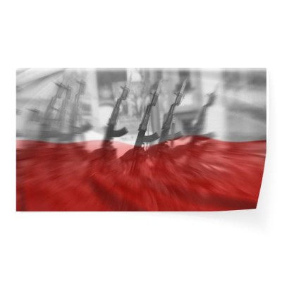 dzien-niepodleglosci-polska-flaga-na-tle-zolnierza