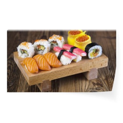 sushi-tradycyjne-japonskie-jedznie