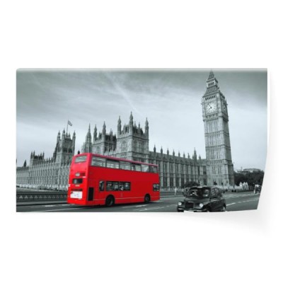 czerwony-autobus-na-tle-palacu-westminsterskiego-londyn
