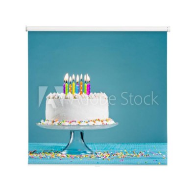 urodzinowy-tort-z-cukierkami
