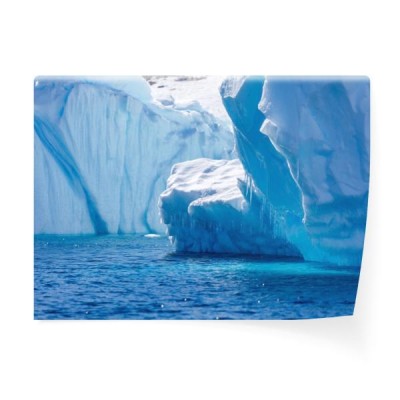 gora-lodowa-na-antarktydzie